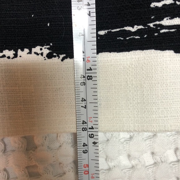 ANN TAYLOR - Size 6 - Contemporary Black & White Lined Skirt - Picture 2 of 10